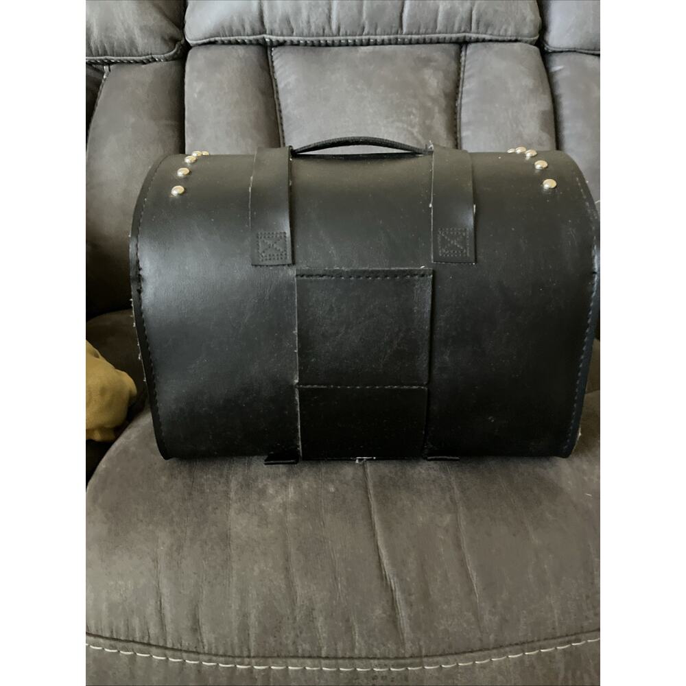 Willie & Max 58502-01 Ranger Studded Max Pax Saddle Bag Black Motorcycle Storage - Picture 2 of 8